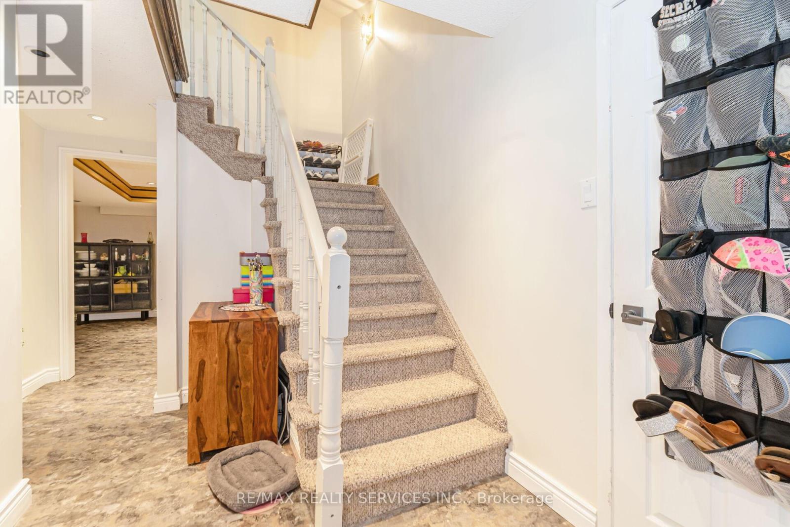 18 Mitchell Avenue, Brampton, Ontario  L6Z 1H3 - Photo 31 - W12511896