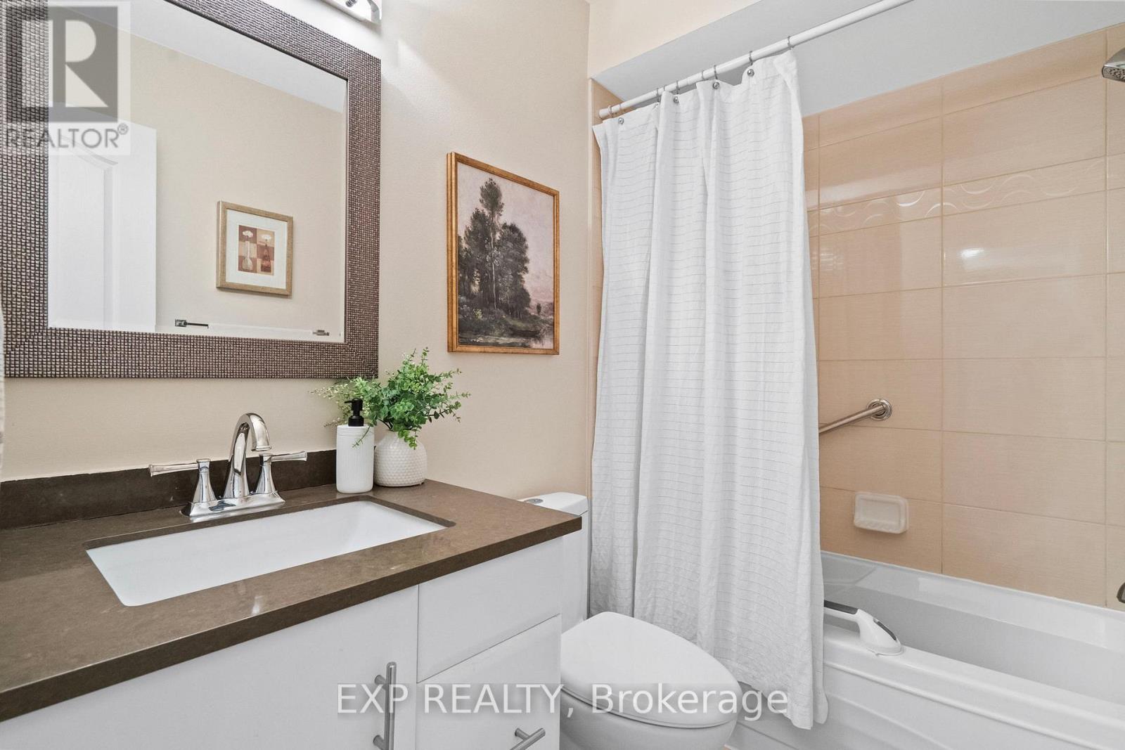 70 Pressed Brick Drive, Brampton, Ontario  L6V 4K4 - Photo 26 - W12511938