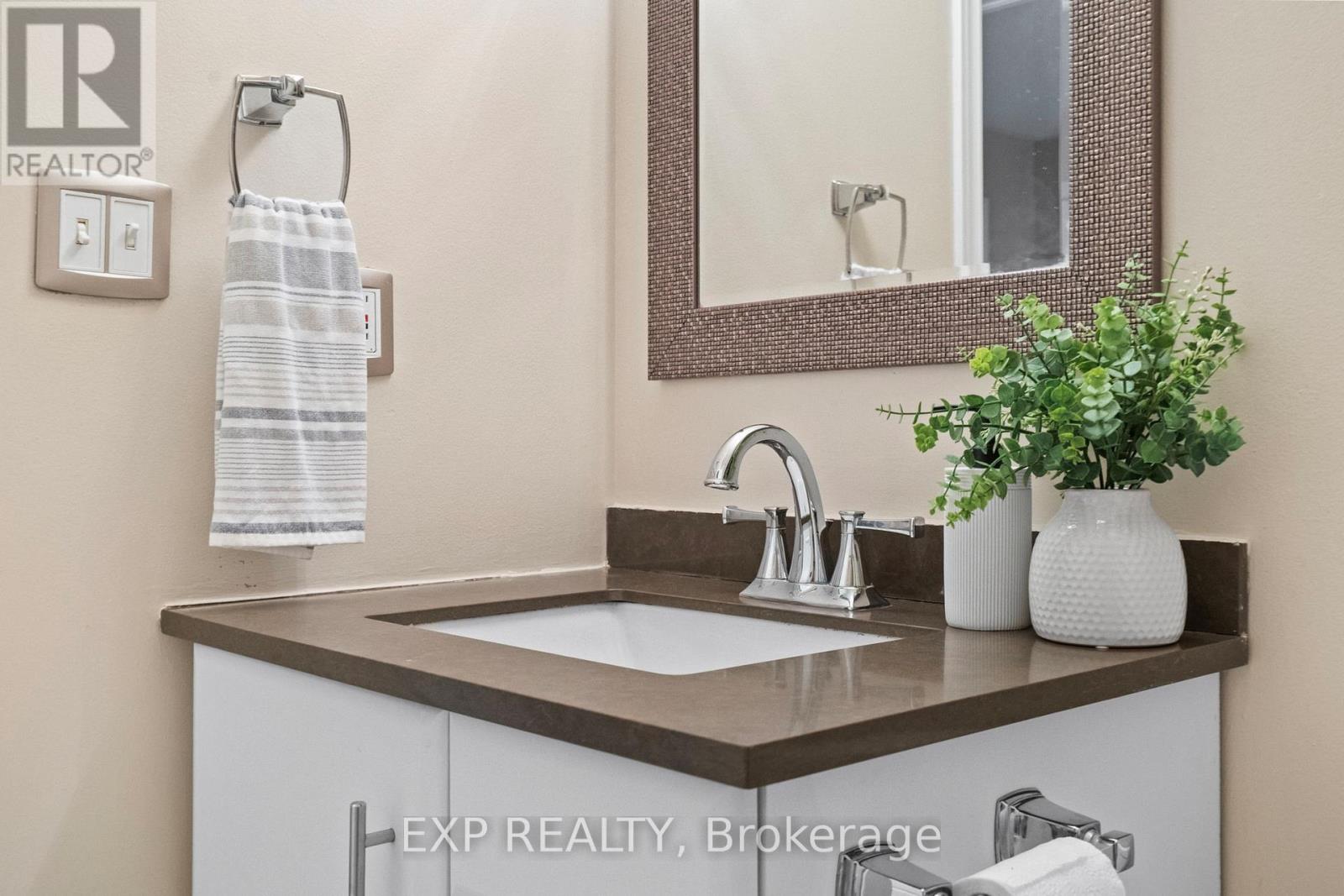 70 Pressed Brick Drive, Brampton, Ontario  L6V 4K4 - Photo 27 - W12511938