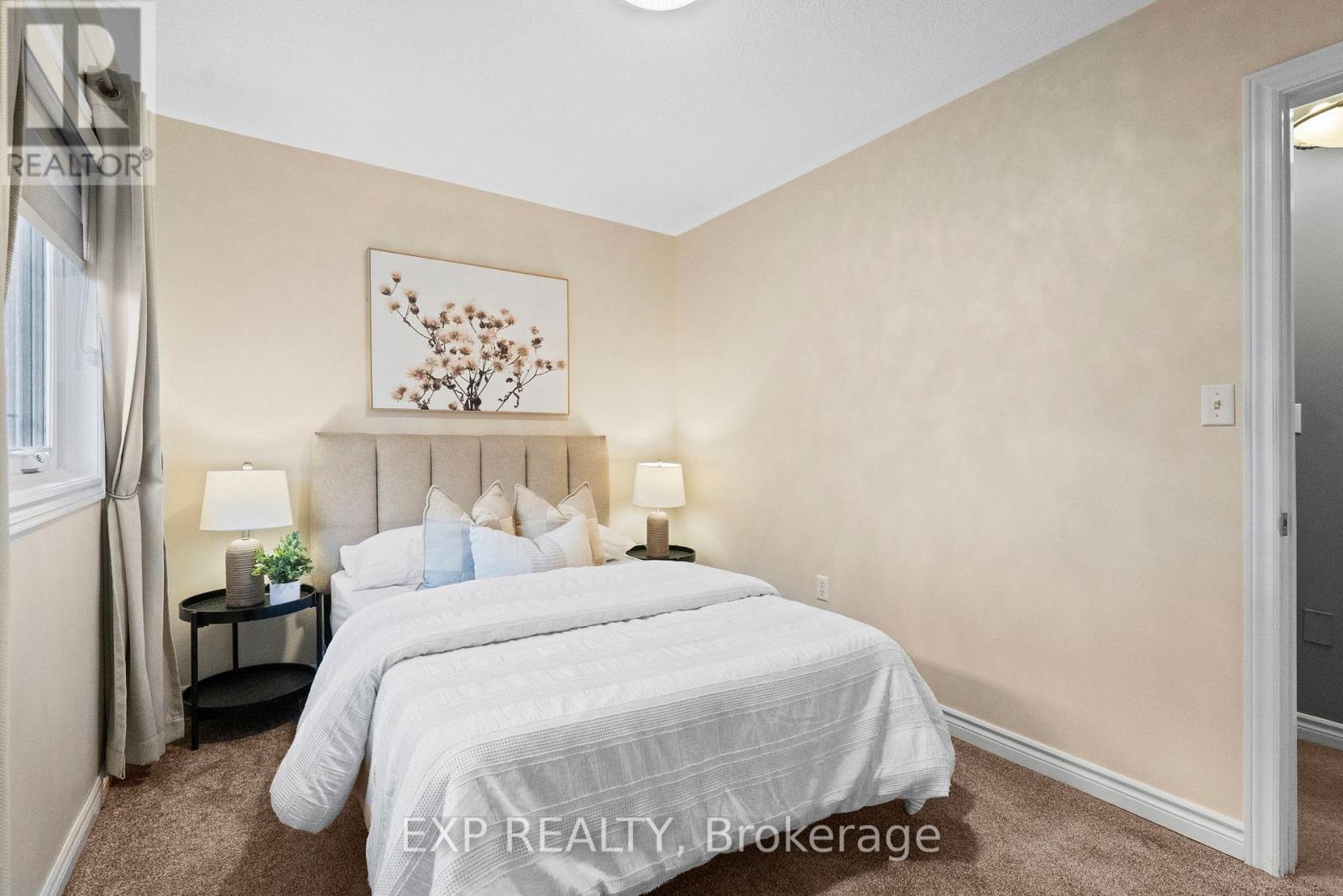 70 Pressed Brick Drive, Brampton, Ontario  L6V 4K4 - Photo 32 - W12511938