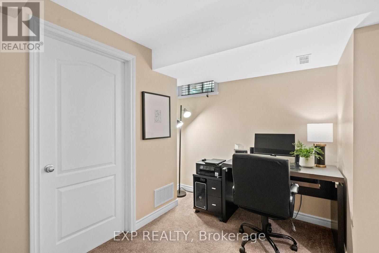 70 Pressed Brick Drive, Brampton, Ontario  L6V 4K4 - Photo 36 - W12511938