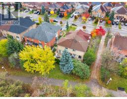 70 PRESSED BRICK DRIVE, Brampton, Ontario