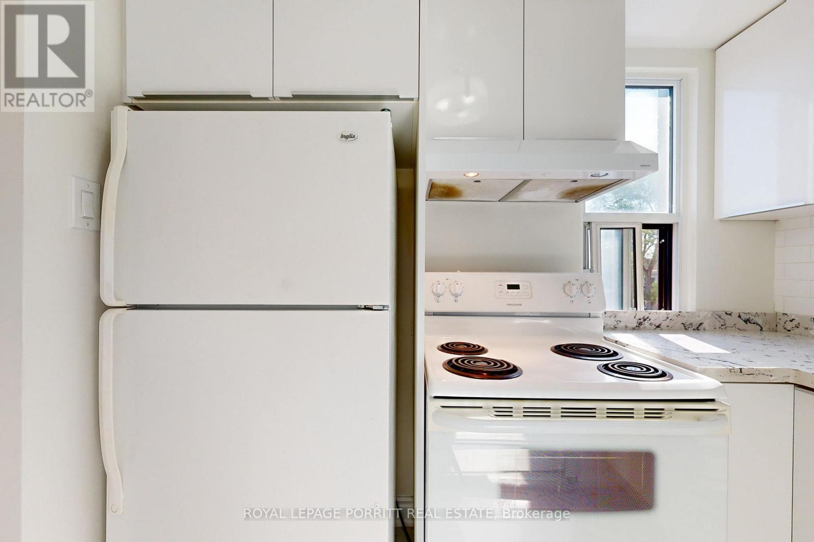 3 - 3503a Lake Shore Boulevard W, Toronto, Ontario  M8W 1N5 - Photo 15 - W12511948