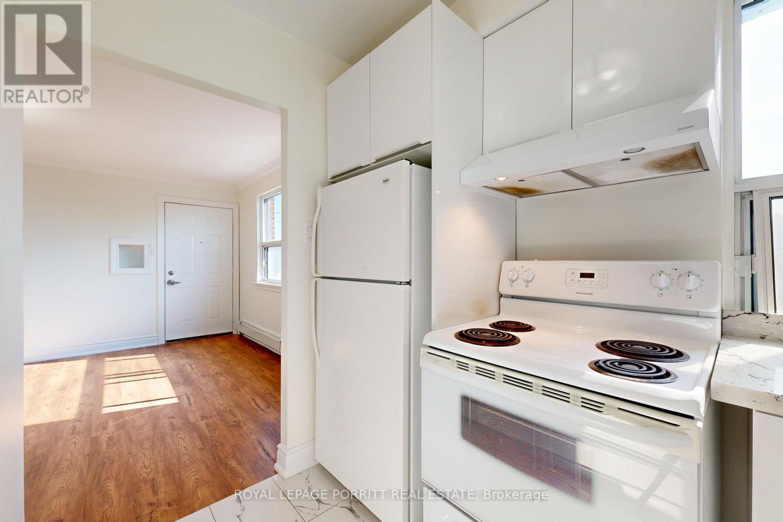 3 - 3503a Lake Shore Boulevard W, Toronto, Ontario  M8W 1N5 - Photo 17 - W12511948