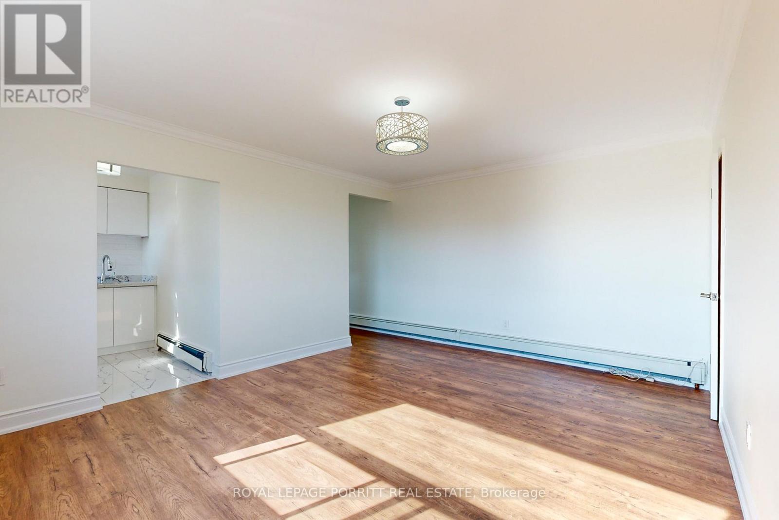 3 - 3503a Lake Shore Boulevard W, Toronto, Ontario  M8W 1N5 - Photo 5 - W12511948