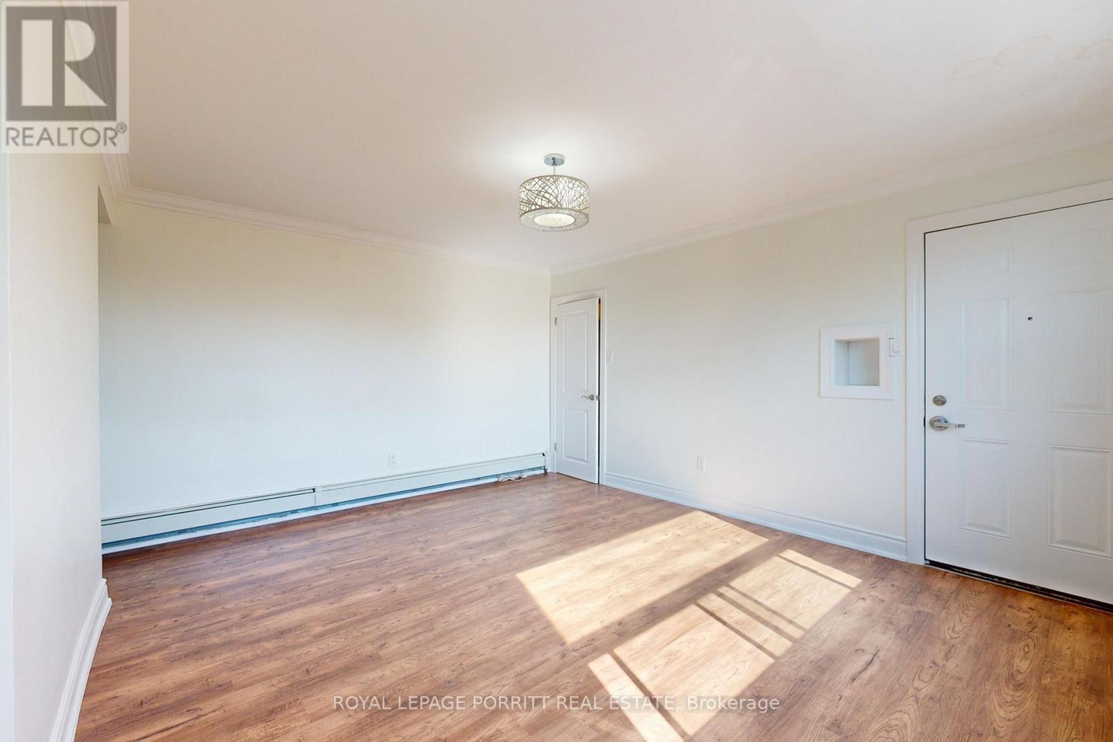 3 - 3503a Lake Shore Boulevard W, Toronto, Ontario  M8W 1N5 - Photo 7 - W12511948