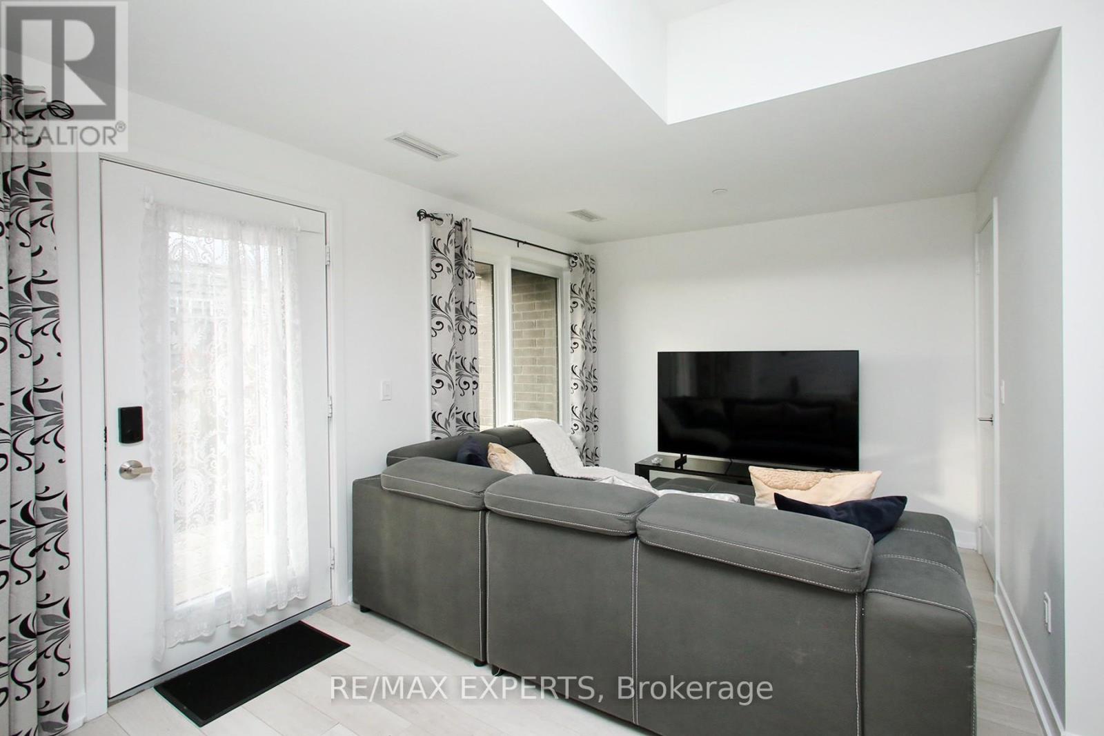 115 - 155 Downsview Park Boulevard, Toronto, Ontario  M3K 0E3 - Photo 20 - W12511962