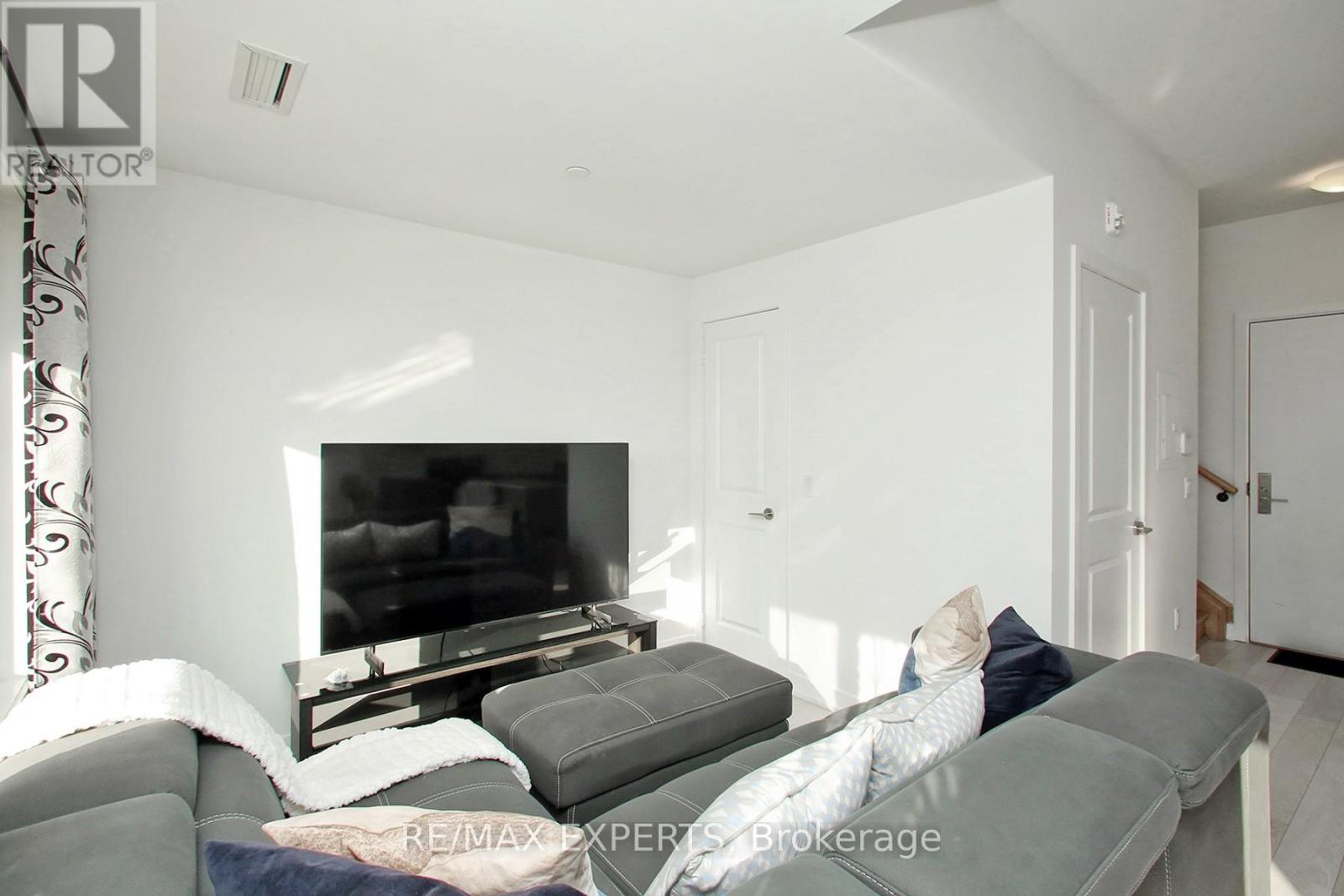 115 - 155 Downsview Park Boulevard, Toronto, Ontario  M3K 0E3 - Photo 22 - W12511962