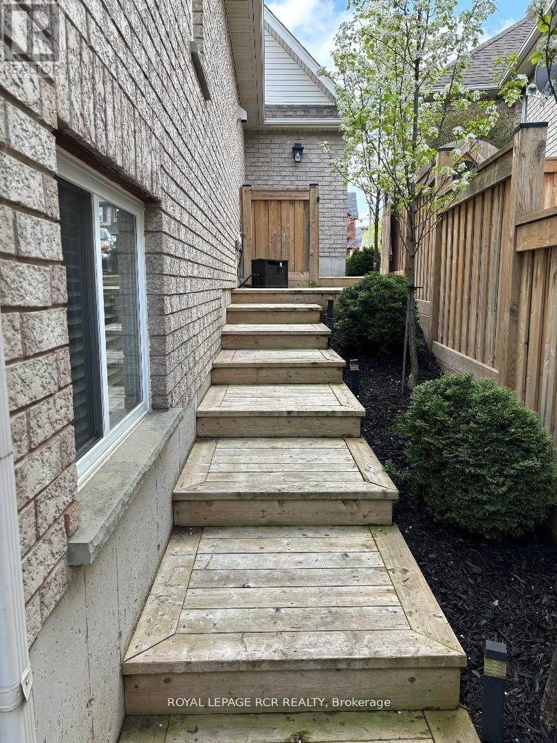 35 Sandringham Circle, Orangeville, Ontario  L9W 0A6 - Photo 15 - W12511998