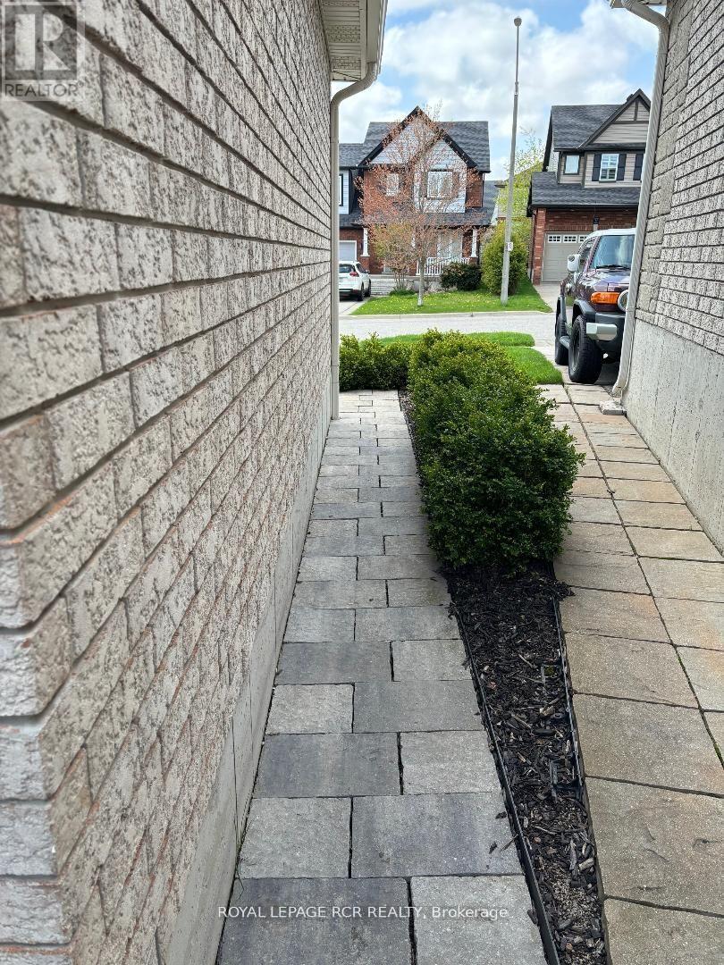 35 Sandringham Circle, Orangeville, Ontario  L9W 0A6 - Photo 20 - W12511998