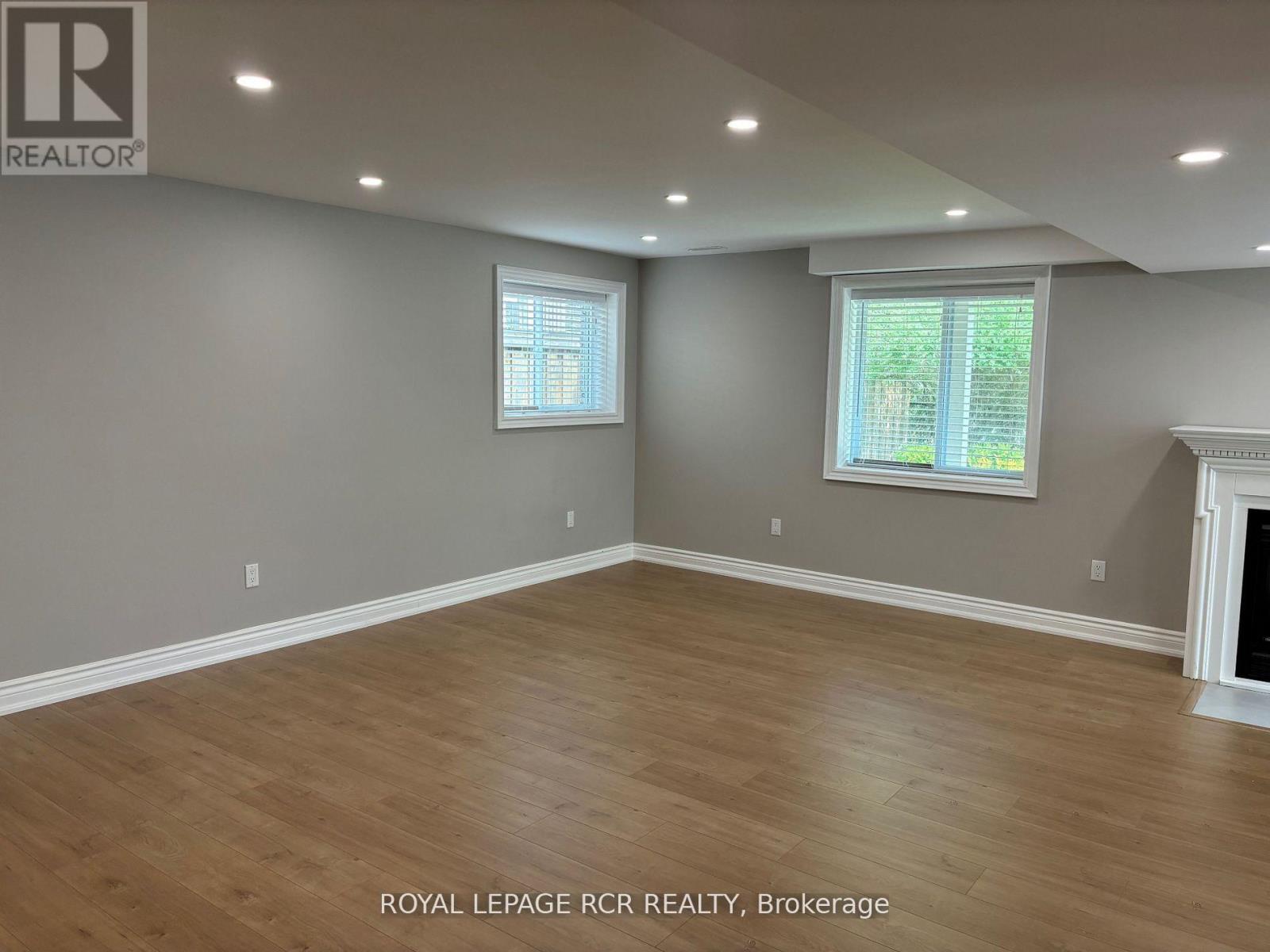 35 Sandringham Circle, Orangeville, Ontario  L9W 0A6 - Photo 5 - W12511998