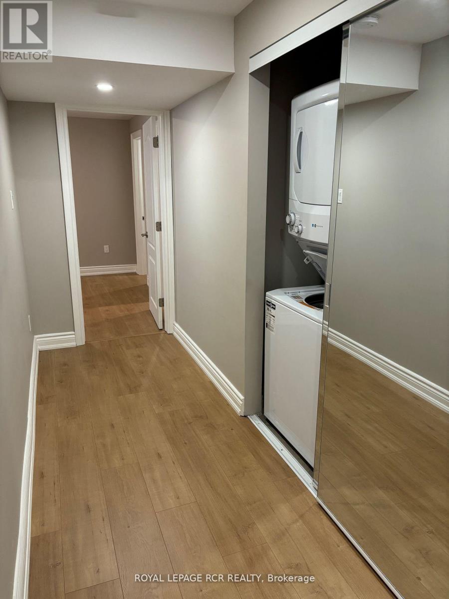 35 Sandringham Circle, Orangeville, Ontario  L9W 0A6 - Photo 8 - W12511998