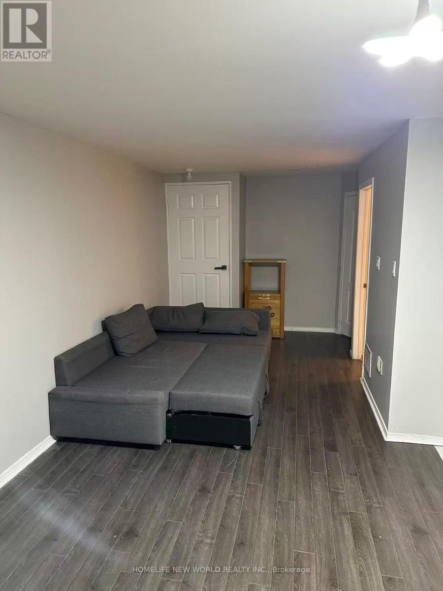 Walkout Studio - 3304 Pinto Place, Mississauga, Ontario  L5B 1V7 - Photo 3 - W12512010