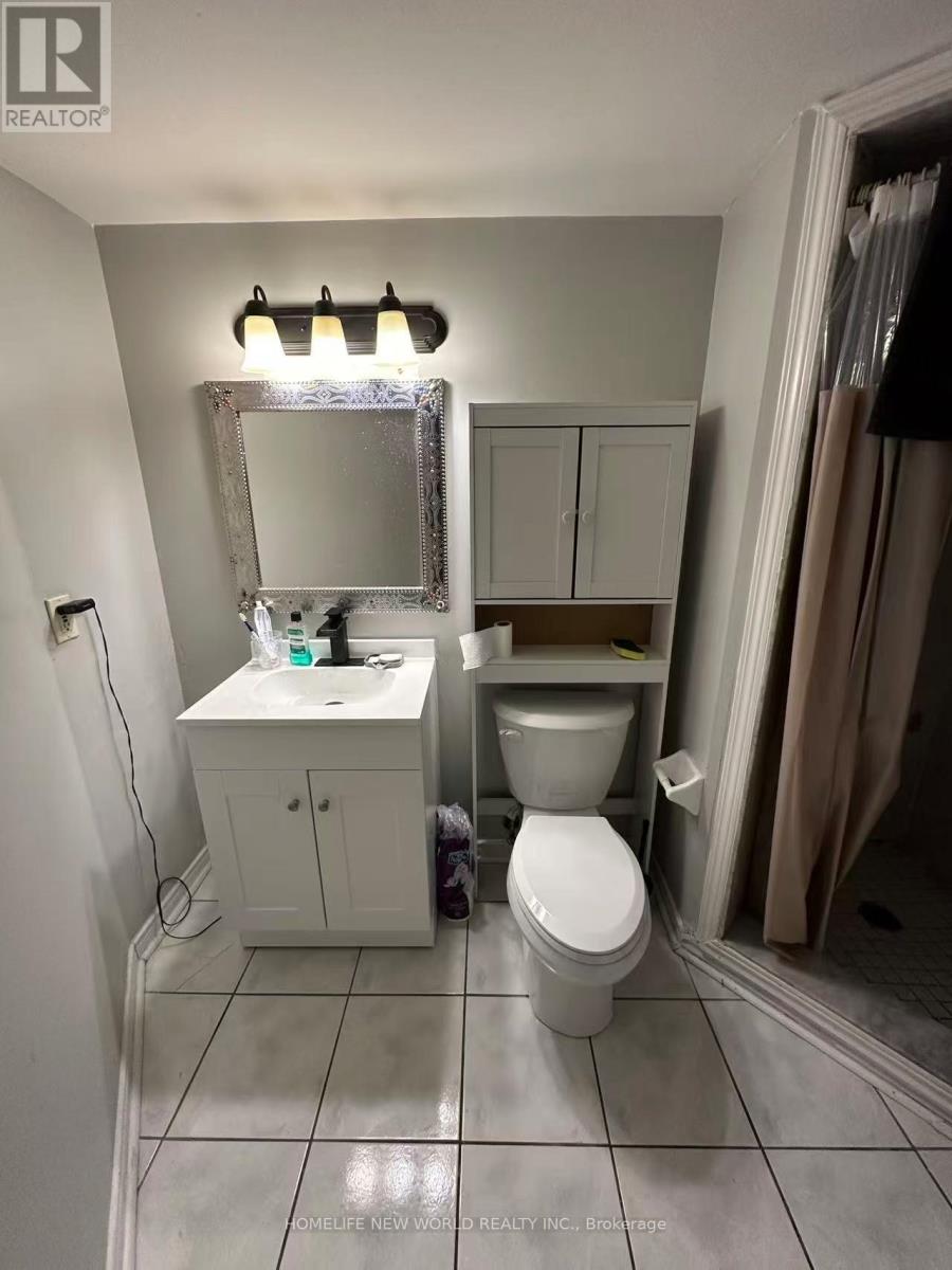 Walkout Studio - 3304 Pinto Place, Mississauga, Ontario  L5B 1V7 - Photo 5 - W12512010