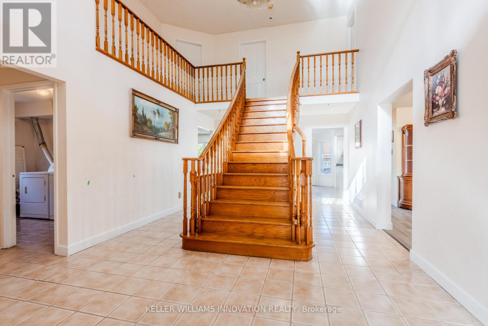 8 Dingwall Court, Brampton, Ontario  L6Z 2V3 - Photo 3 - W12512040