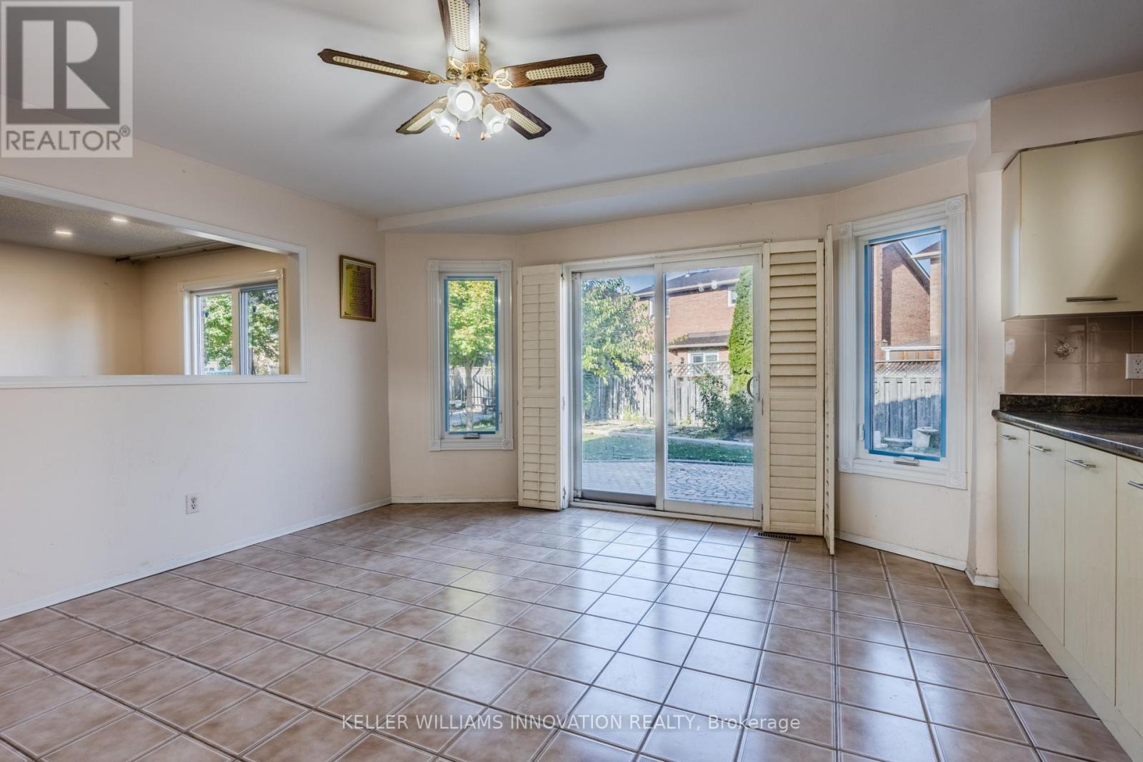 8 Dingwall Court, Brampton, Ontario  L6Z 2V3 - Photo 8 - W12512040