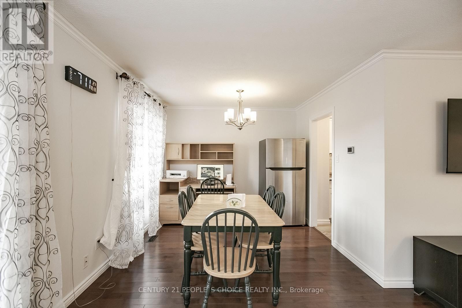 240 Simmons Boulevard, Brampton, Ontario  L6V 3Y1 - Photo 13 - W12512060