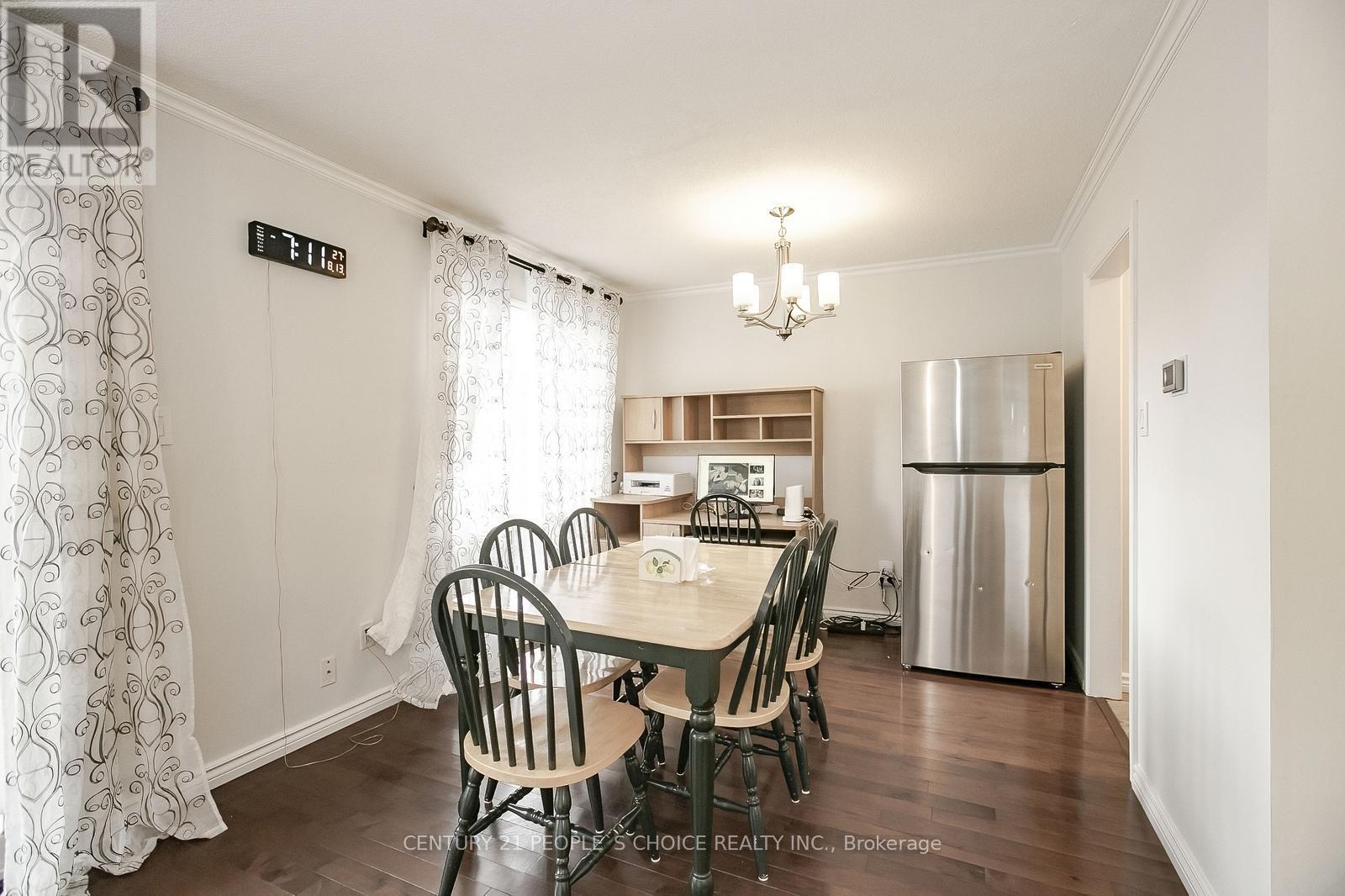 240 Simmons Boulevard, Brampton, Ontario  L6V 3Y1 - Photo 15 - W12512060