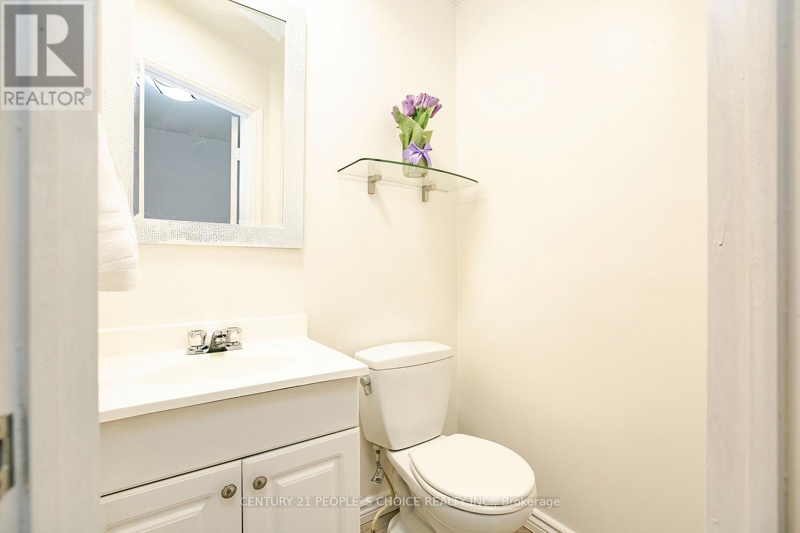 240 Simmons Boulevard, Brampton, Ontario  L6V 3Y1 - Photo 9 - W12512060