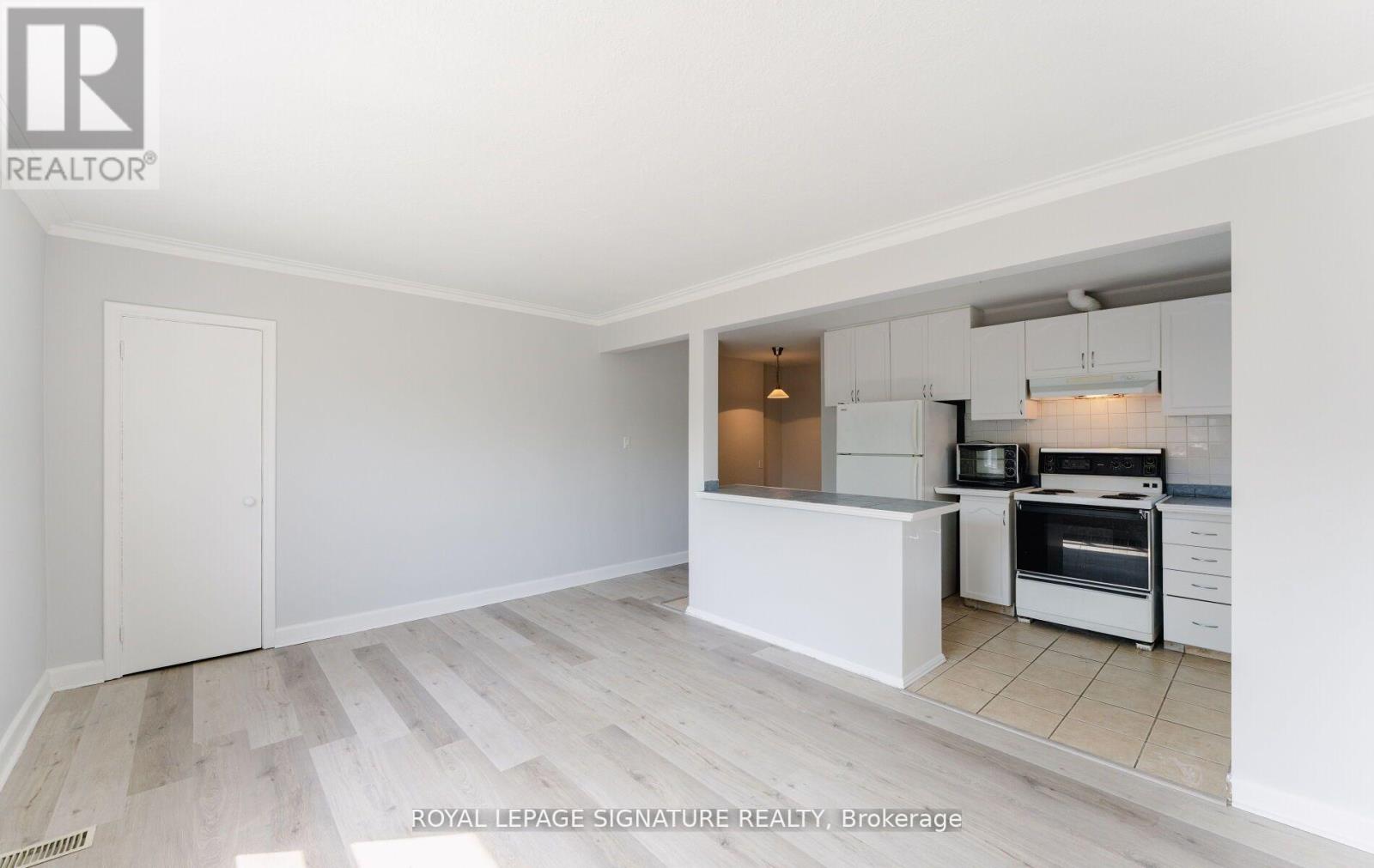 2 - 56 Mendota Road, Toronto, Ontario  M8Y 1G2 - Photo 5 - W12512066