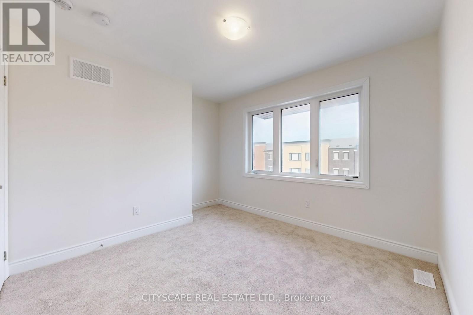 6 Marvin Avenue, Oakville, Ontario  L6H 0Z8 - Photo 21 - W12512068