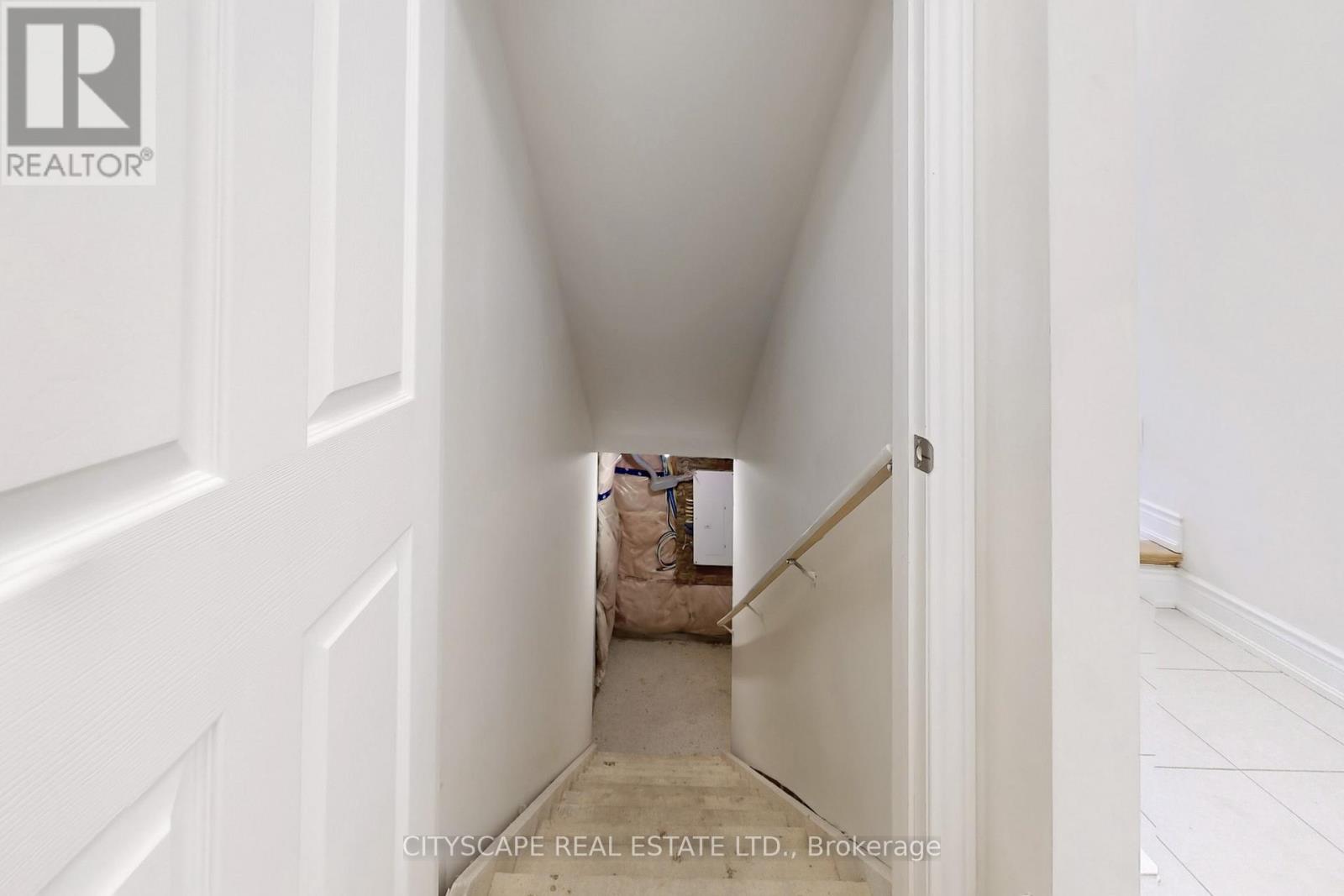 6 Marvin Avenue, Oakville, Ontario  L6H 0Z8 - Photo 25 - W12512068