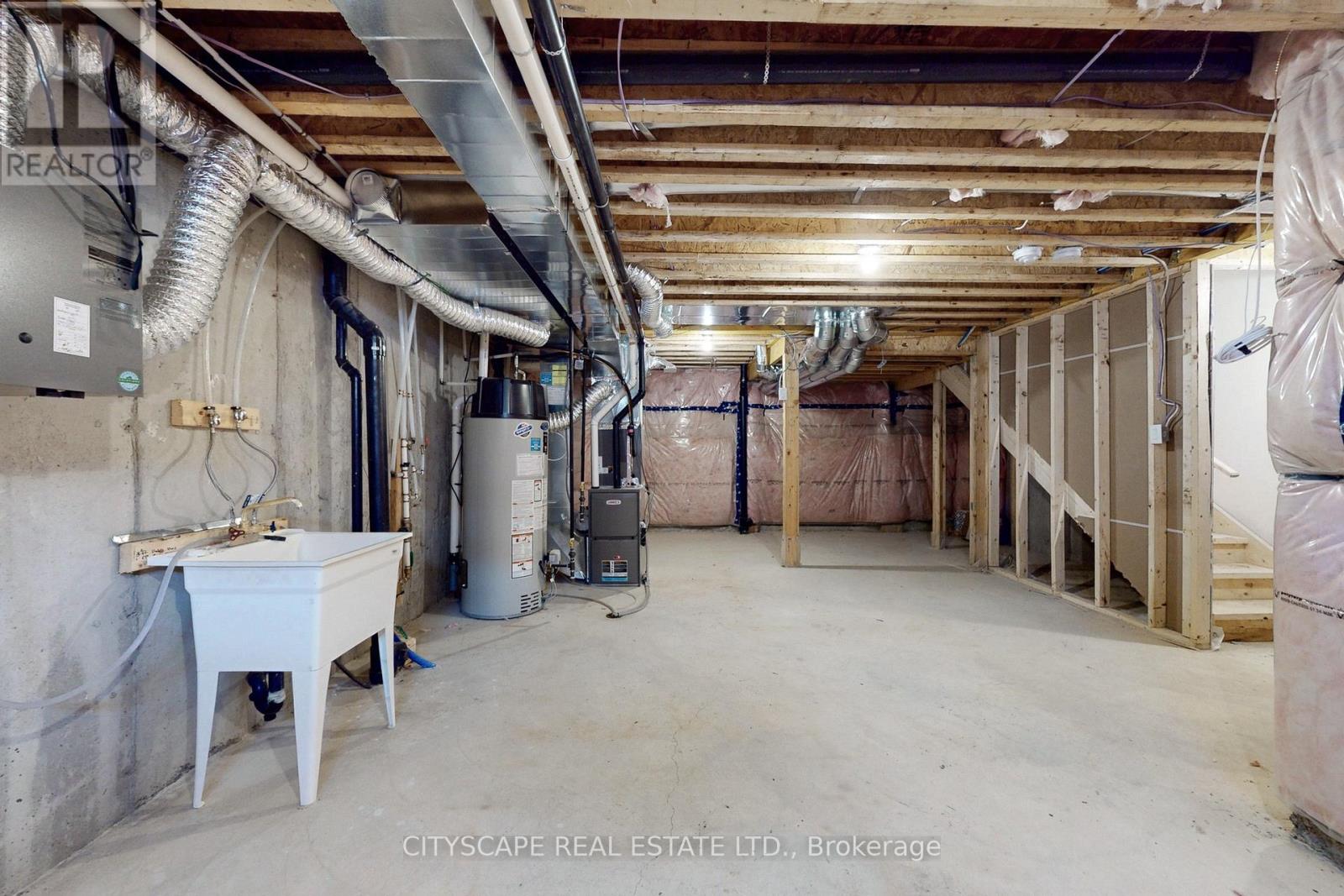 6 Marvin Avenue, Oakville, Ontario  L6H 0Z8 - Photo 27 - W12512068