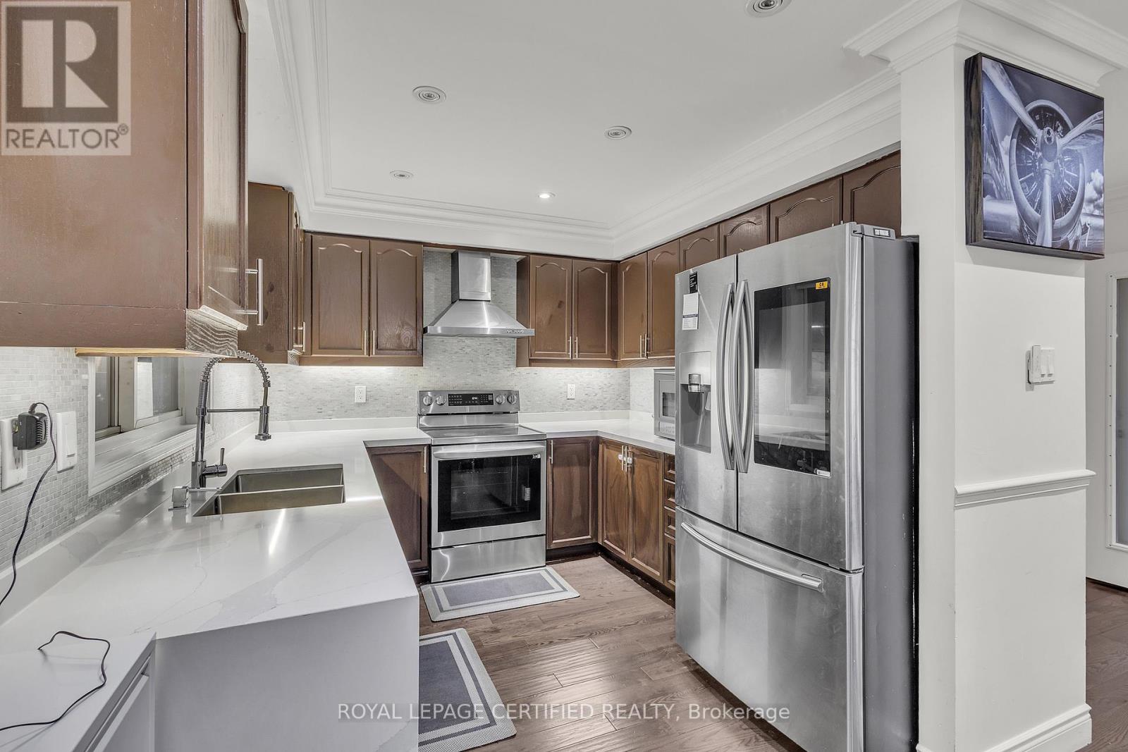 21 Dunure Crescent, Brampton, Ontario  L7A 2Y5 - Photo 16 - W12512092