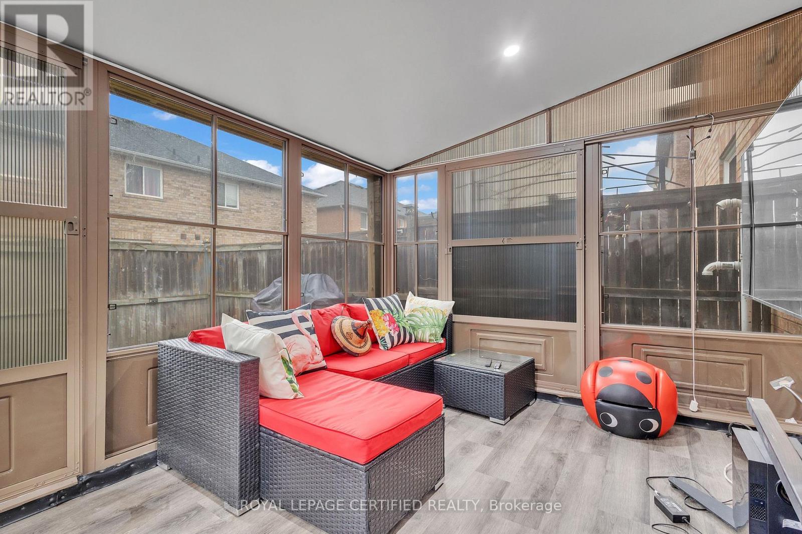 21 Dunure Crescent, Brampton, Ontario  L7A 2Y5 - Photo 18 - W12512092