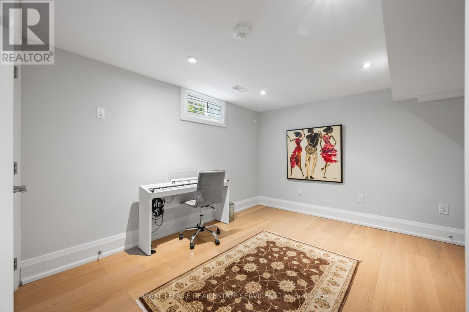 22 Fairmar Avenue, Toronto, Ontario  M8Y 2C8 - Photo 25 - W12512108