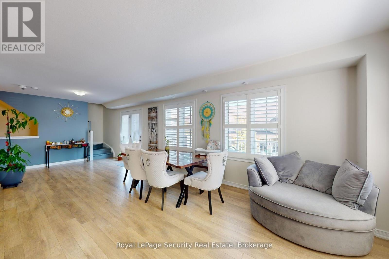 55 Golden Springs Drive, Brampton, Ontario  L7A 0C7 - Photo 13 - W12512118