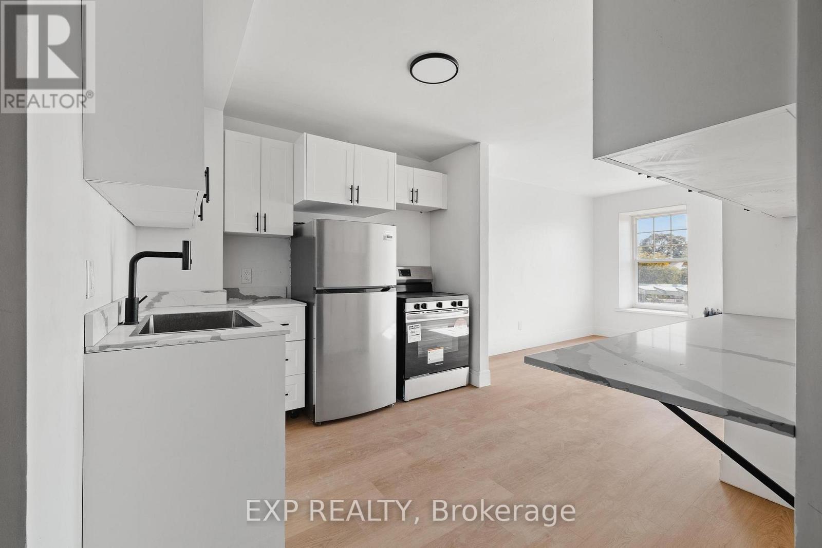 501 - 90 CARDEN STREET, Guelph, Ontario