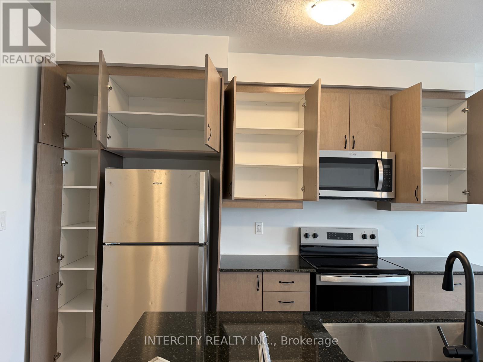 162 Stamson Street, Kitchener, Ontario  N2E 4C7 - Photo 10 - X12511920