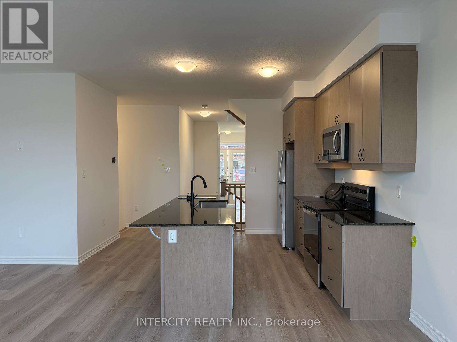 162 Stamson Street, Kitchener, Ontario  N2E 4C7 - Photo 12 - X12511920