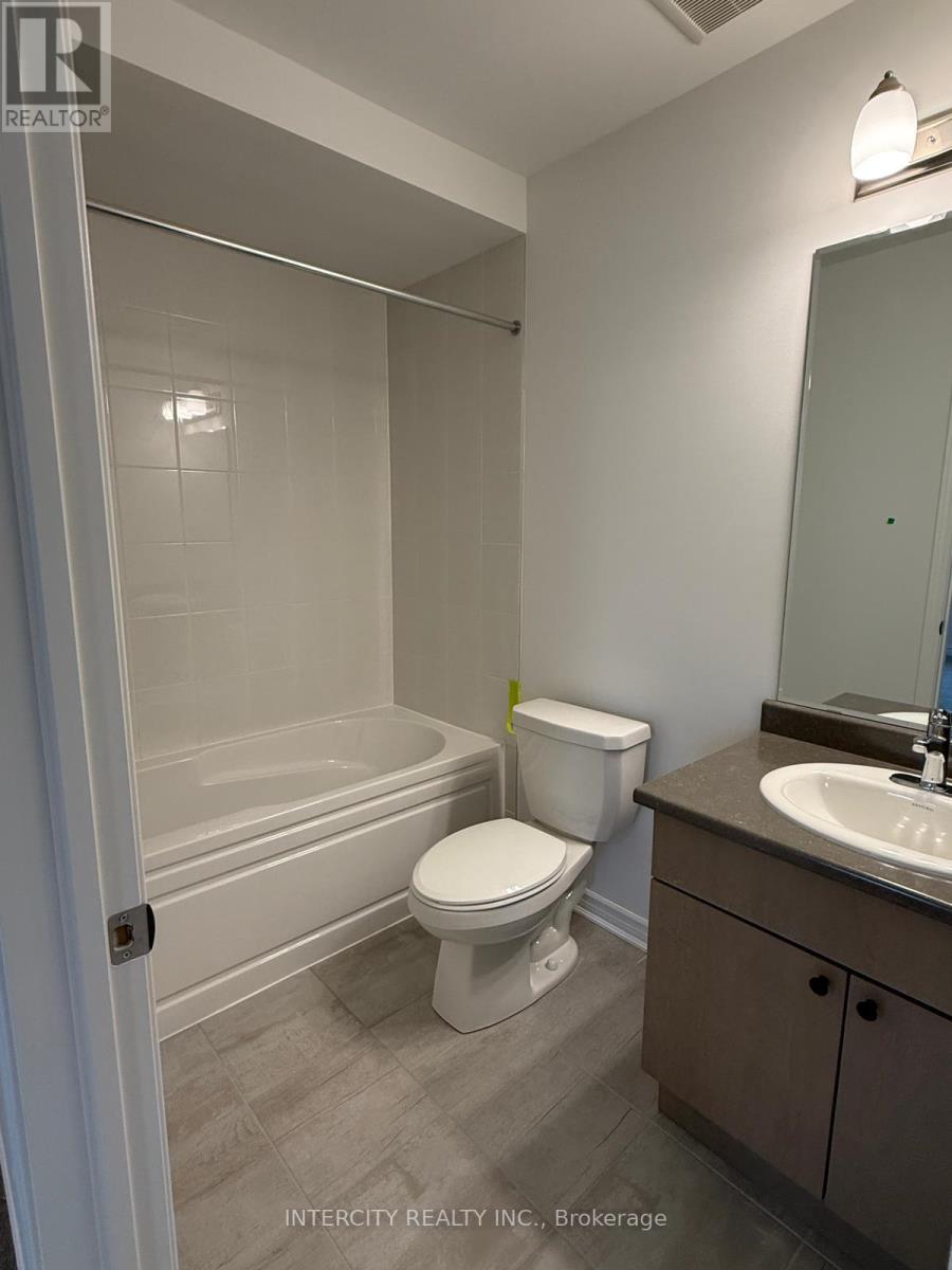 162 Stamson Street, Kitchener, Ontario  N2E 4C7 - Photo 23 - X12511920