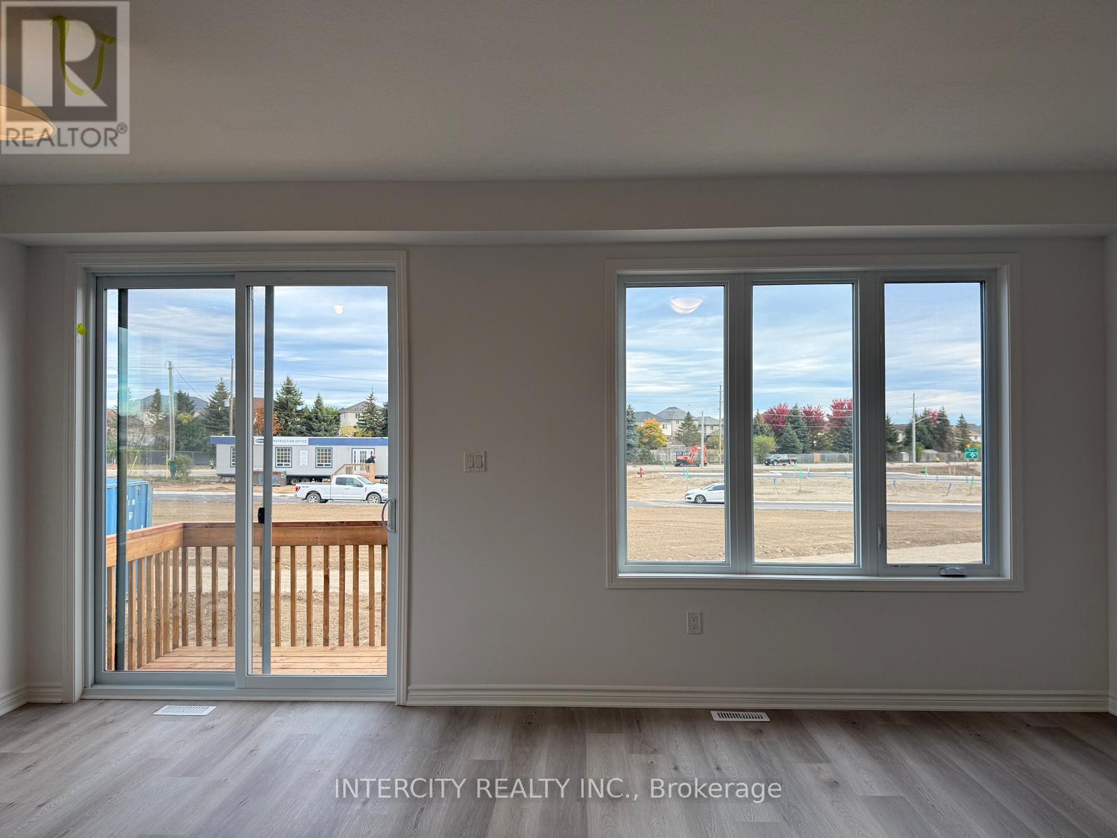 162 Stamson Street, Kitchener, Ontario  N2E 4C7 - Photo 6 - X12511920