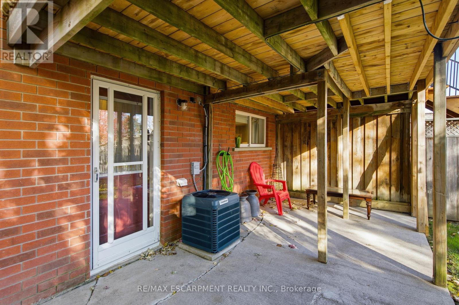 10 Swayze Court, West Lincoln, Ontario  L0R 2A0 - Photo 30 - X12511924