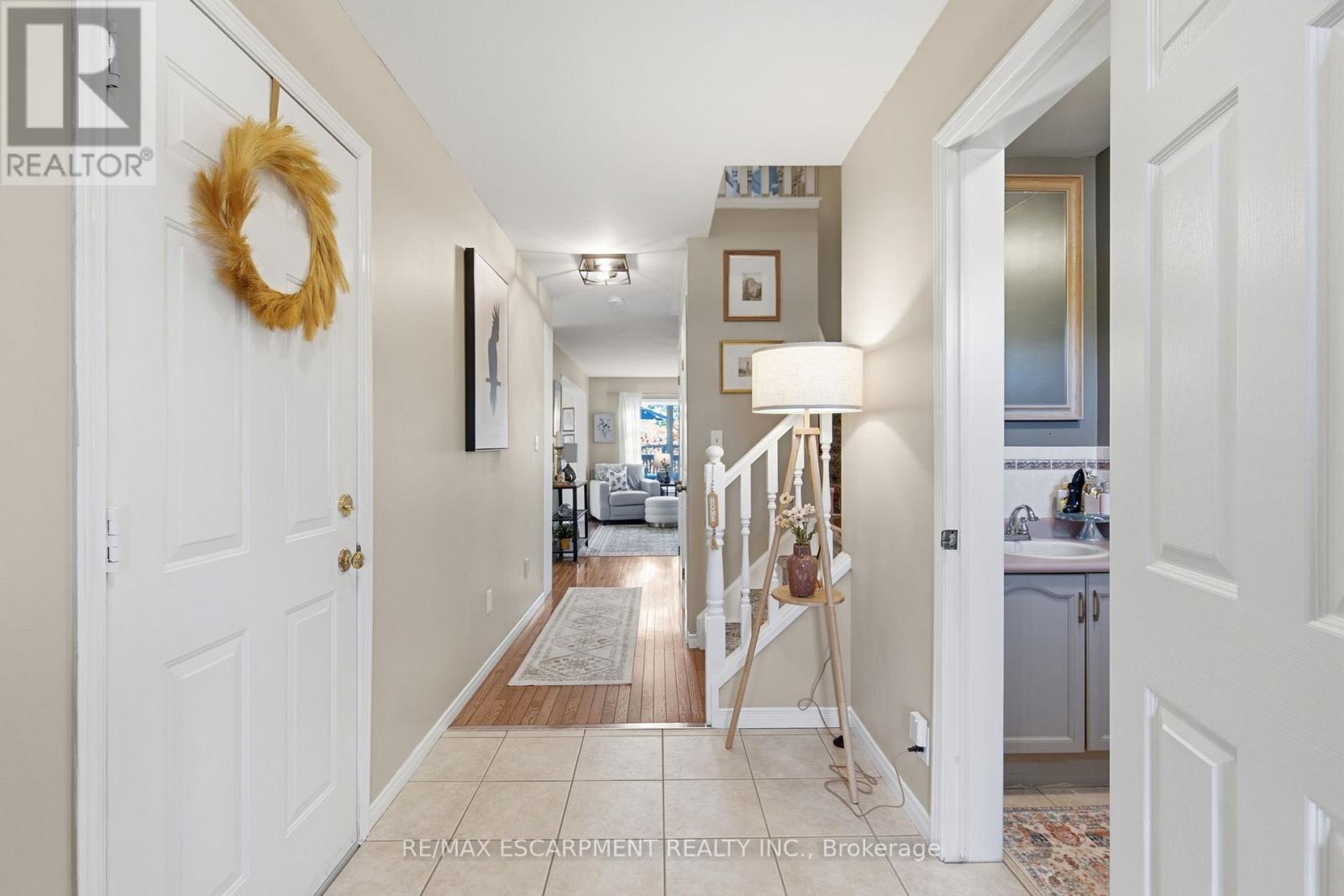 10 Swayze Court, West Lincoln, Ontario  L0R 2A0 - Photo 5 - X12511924