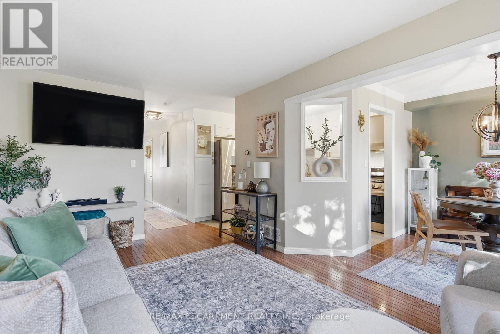 10 Swayze Court, West Lincoln, Ontario  L0R 2A0 - Photo 9 - X12511924