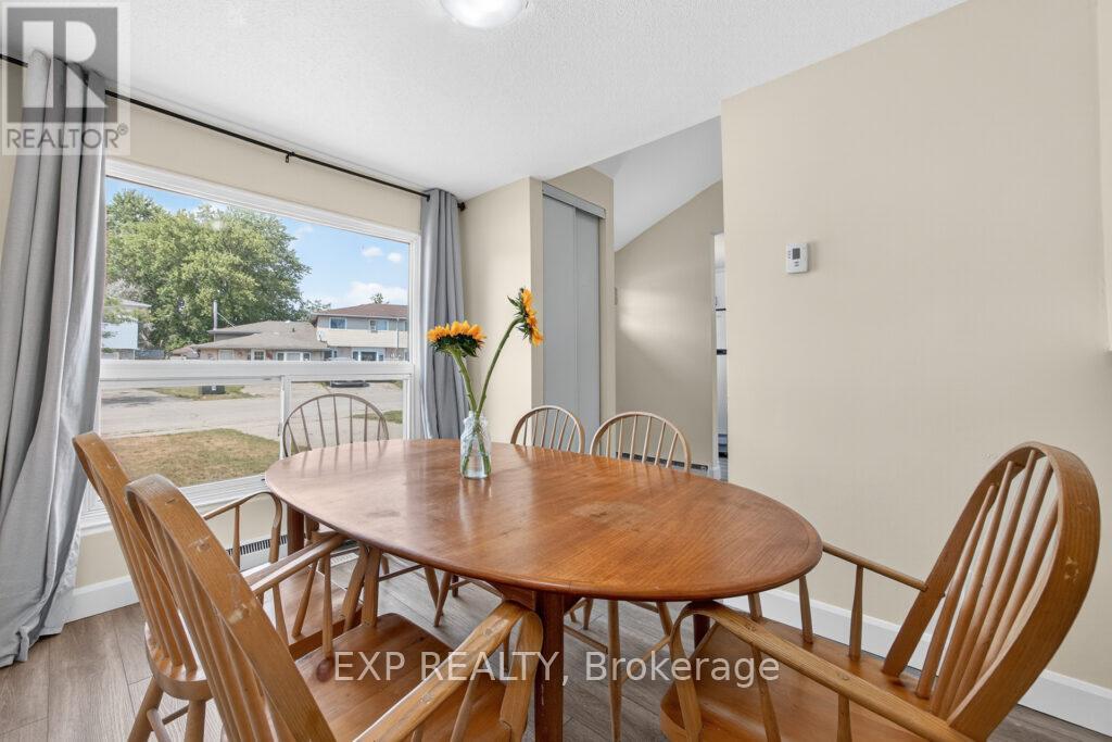 720 Parkview Crescent, Cambridge, Ontario  N3H 4X9 - Photo 13 - X12511970