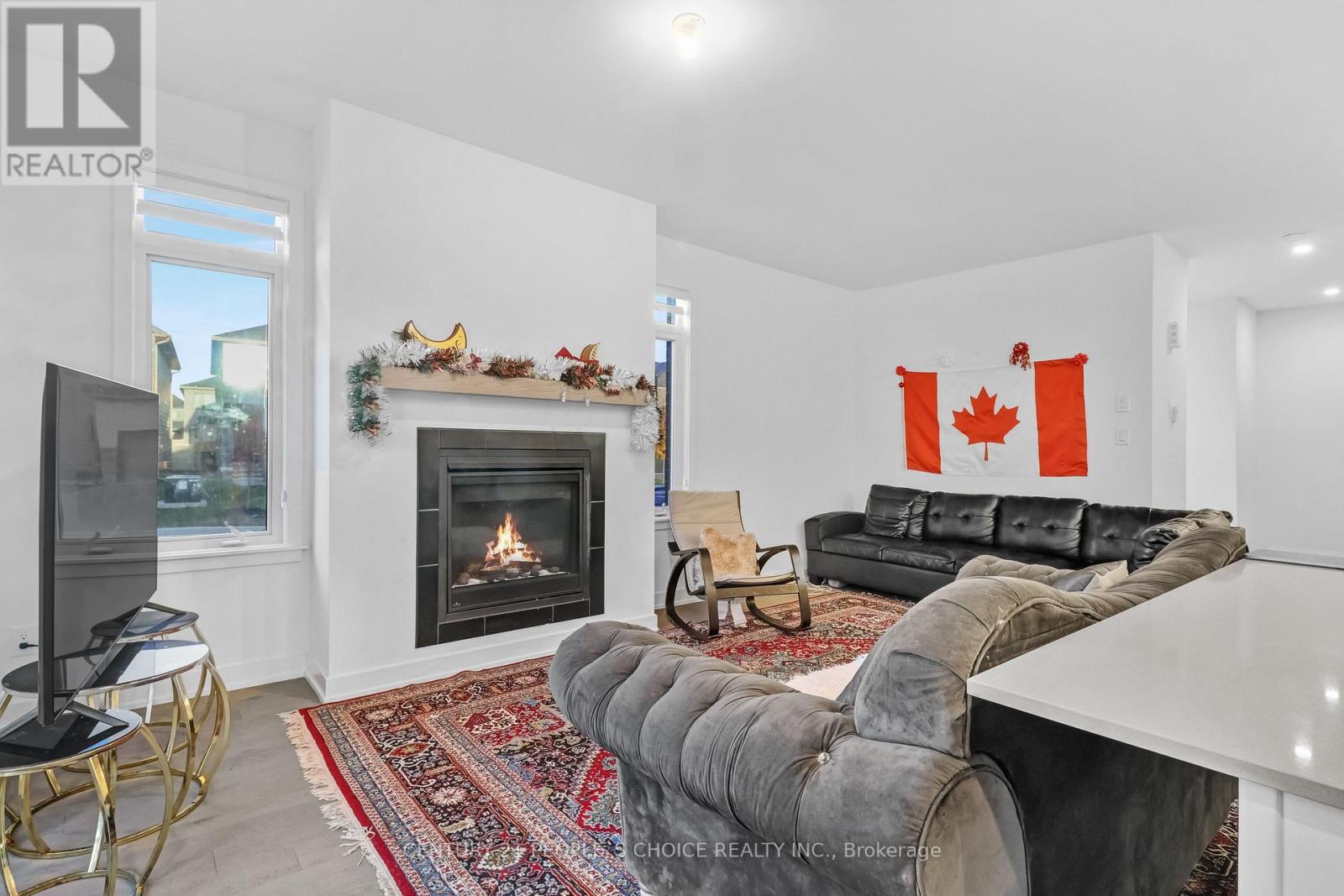 300 Makobe Lane, Ottawa, Ontario  K4M 0L9 - Photo 11 - X12512122