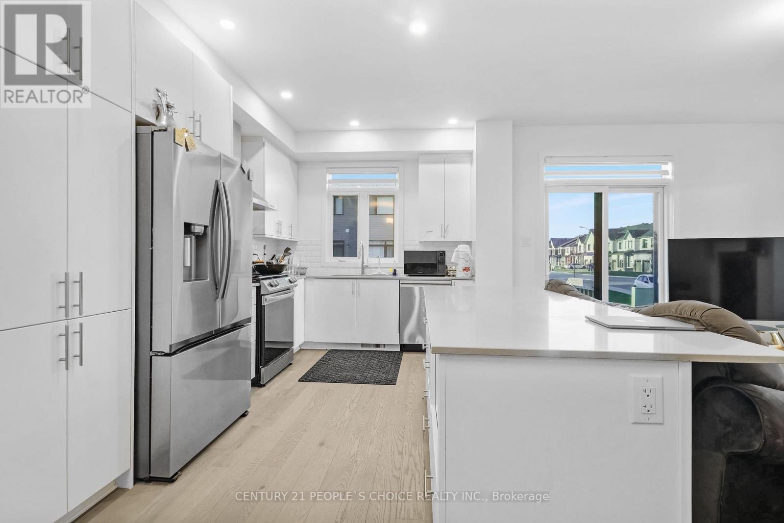 300 Makobe Lane, Ottawa, Ontario  K4M 0L9 - Photo 9 - X12512122