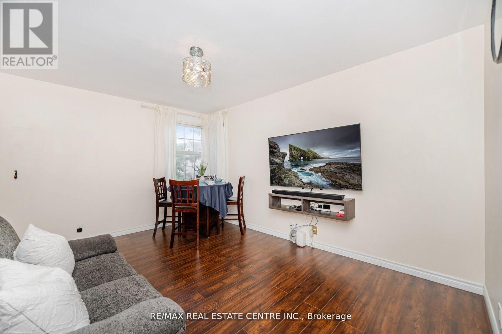 19 Seneca Drive, Kitchener, Ontario  N2M 3H1 - Photo 14 - X12512142