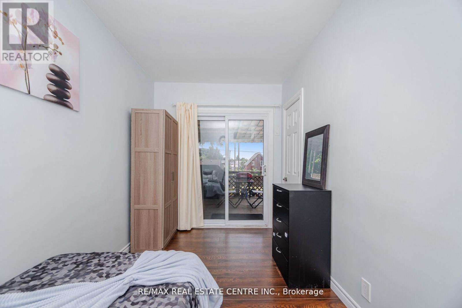 19 Seneca Drive, Kitchener, Ontario  N2M 3H1 - Photo 25 - X12512142