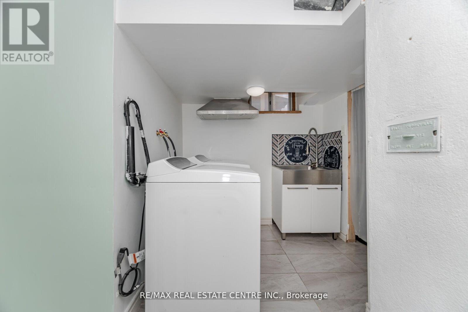 19 Seneca Drive, Kitchener, Ontario  N2M 3H1 - Photo 40 - X12512142