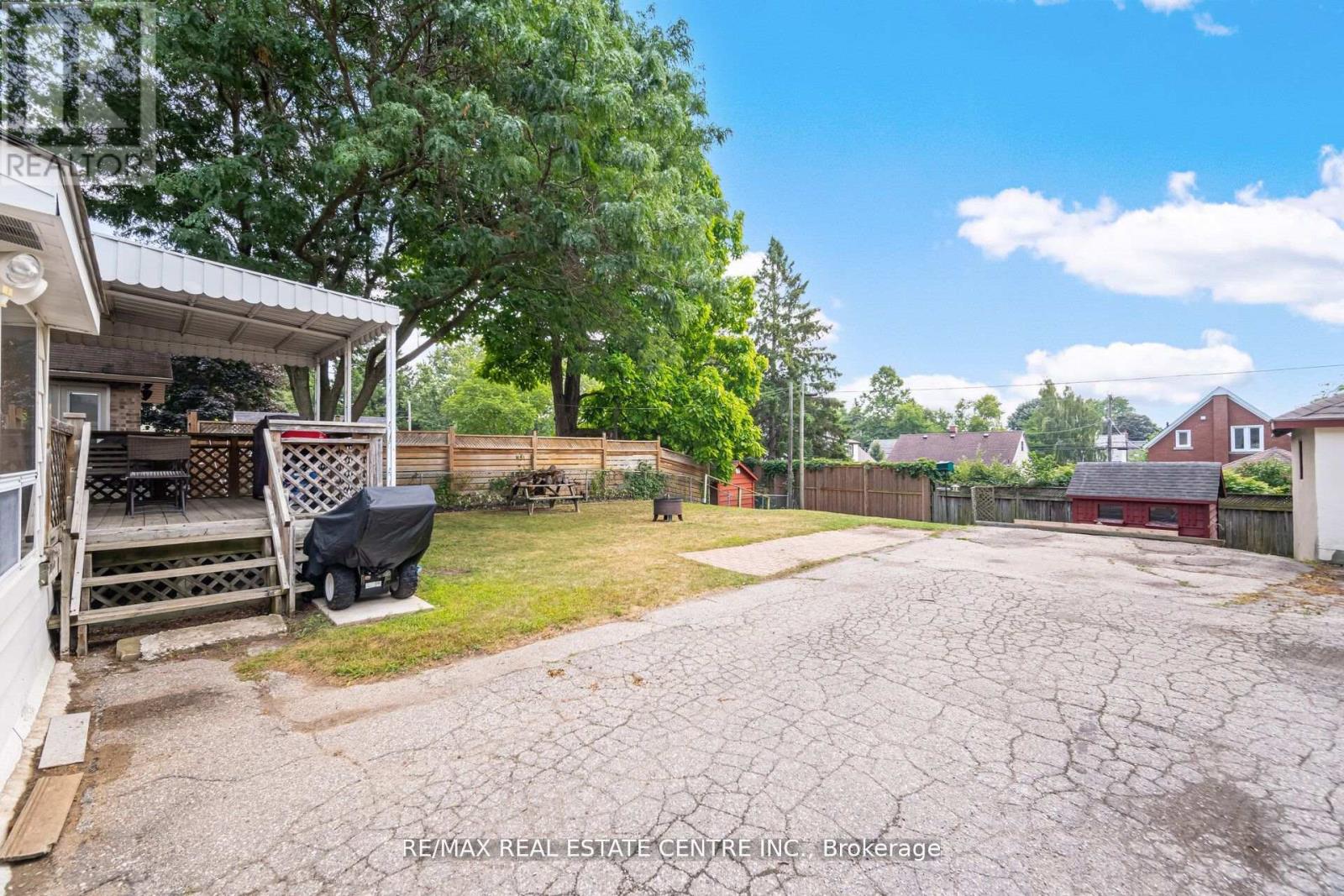 19 Seneca Drive, Kitchener, Ontario  N2M 3H1 - Photo 45 - X12512142