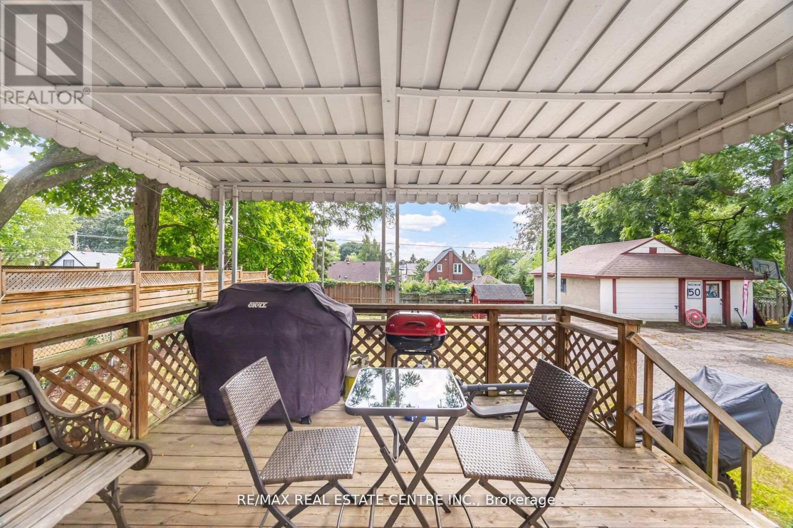 19 Seneca Drive, Kitchener, Ontario  N2M 3H1 - Photo 47 - X12512142