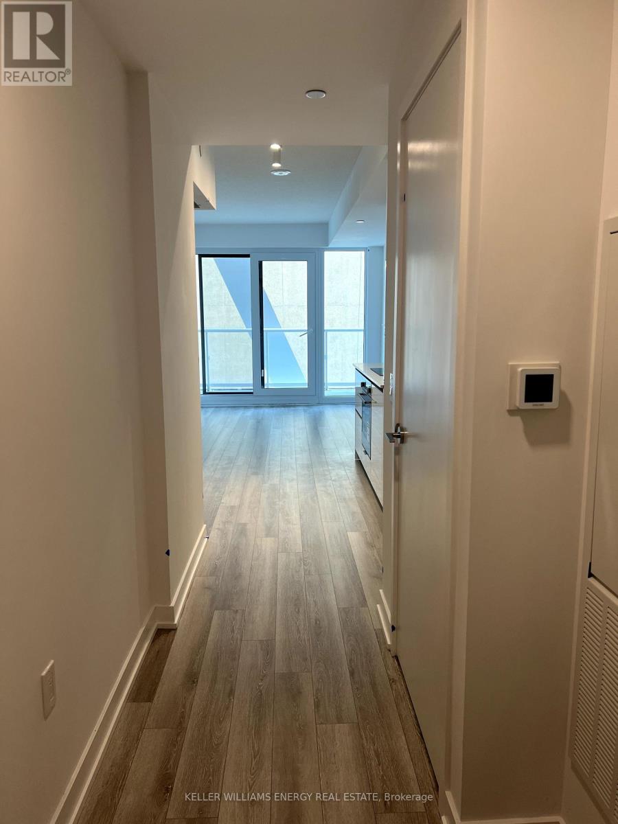 1128 - 230 Simcoe Street, Toronto, Ontario  M5T 1T4 - Photo 2 - C12454672