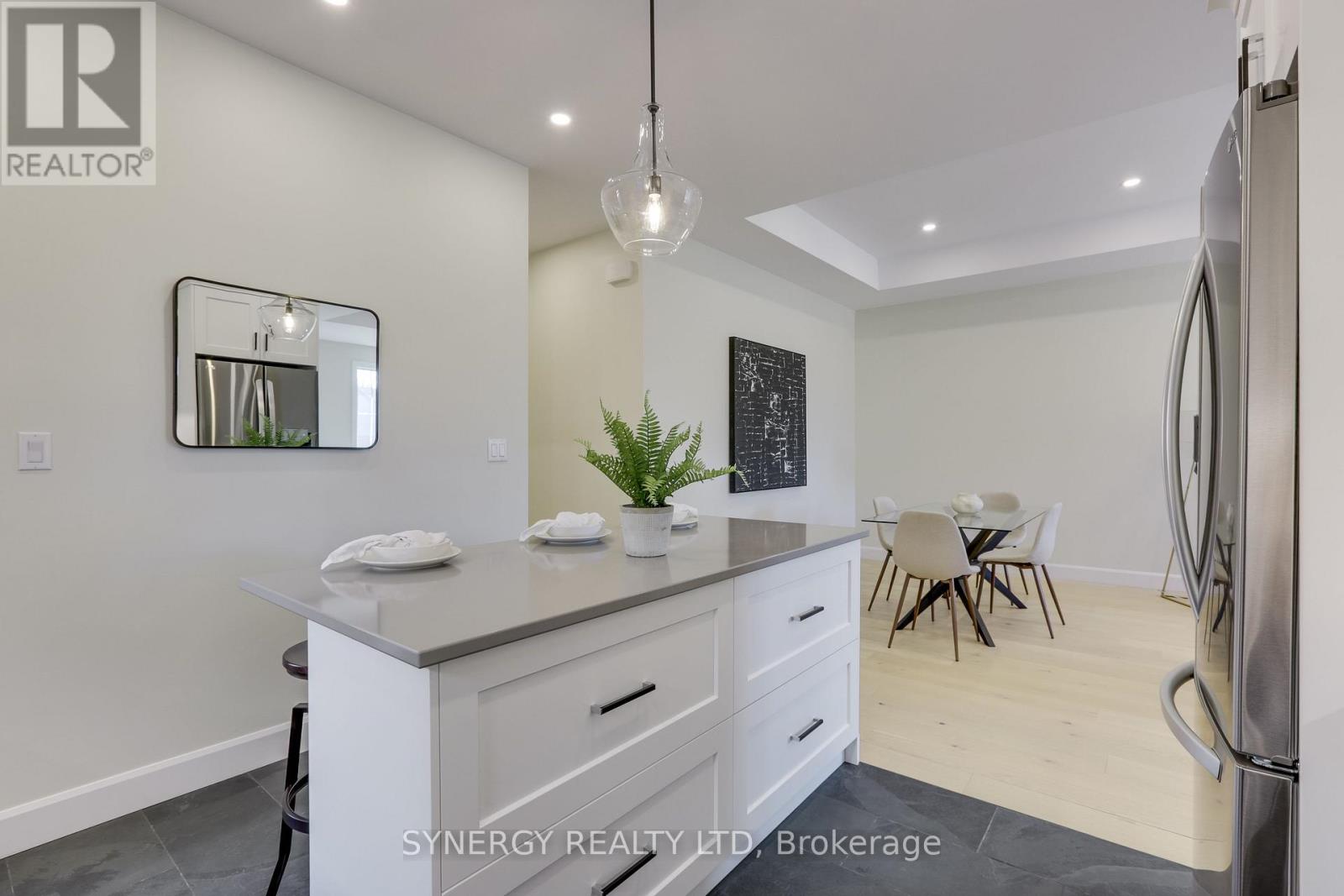 3 Haddon Lane, Strathroy-Caradoc, Ontario N7G 0B9 - Photo 13 - X12380415