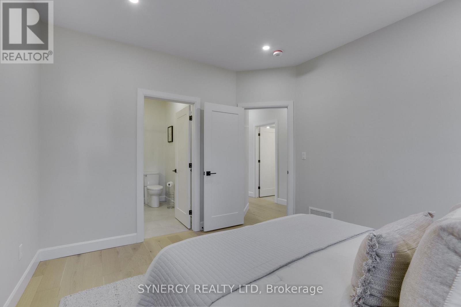 3 Haddon Lane, Strathroy-Caradoc, Ontario N7G 0B9 - Photo 21 - X12380415